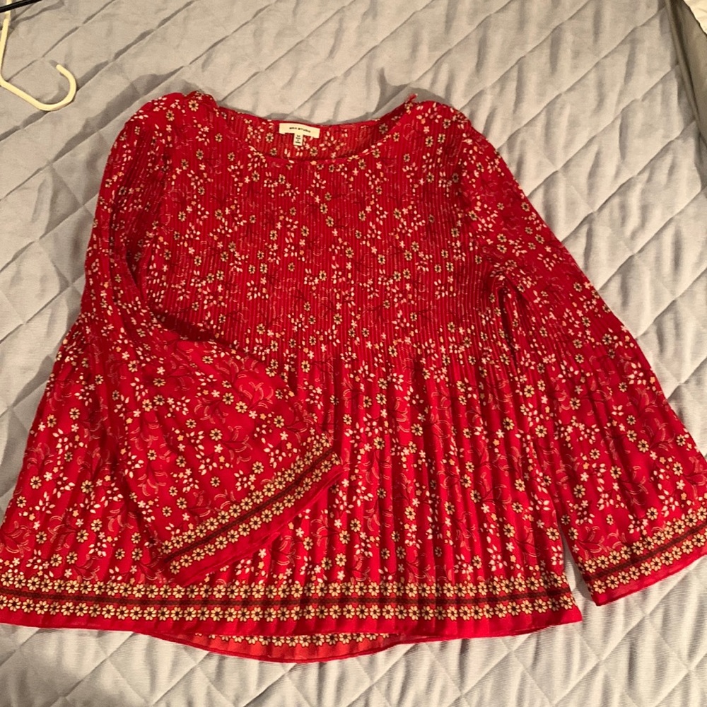 Max Studio blouse. NWOT. Size M